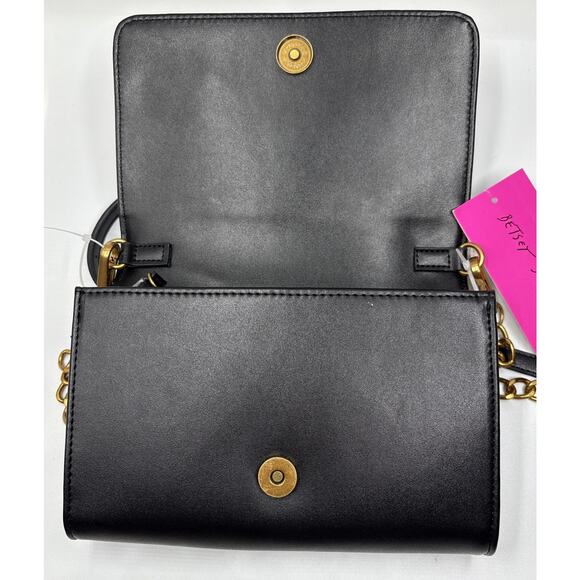 NWT Betsey Johnson Black XO Sybil Crossbody Clutch Gold/Bronze Black Chain Strap - Picture 9 of 15